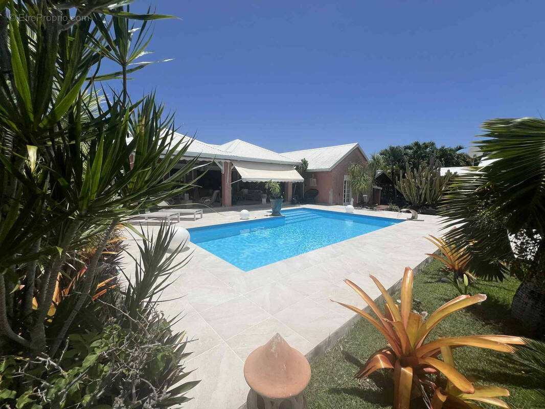 Maison à SAINT-FRANCOIS