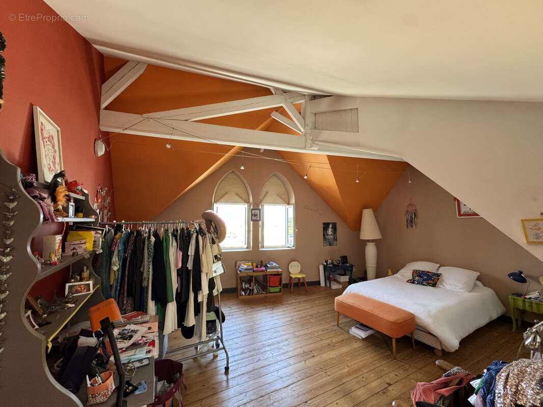 Maison à BARBEZIEUX-SAINT-HILAIRE