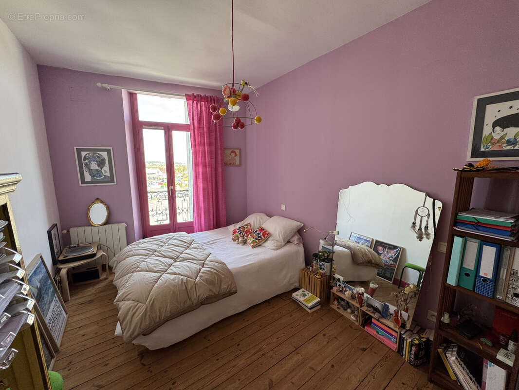 Maison à BARBEZIEUX-SAINT-HILAIRE