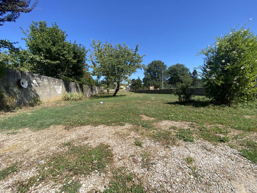 Maison à BIARS-SUR-CERE
