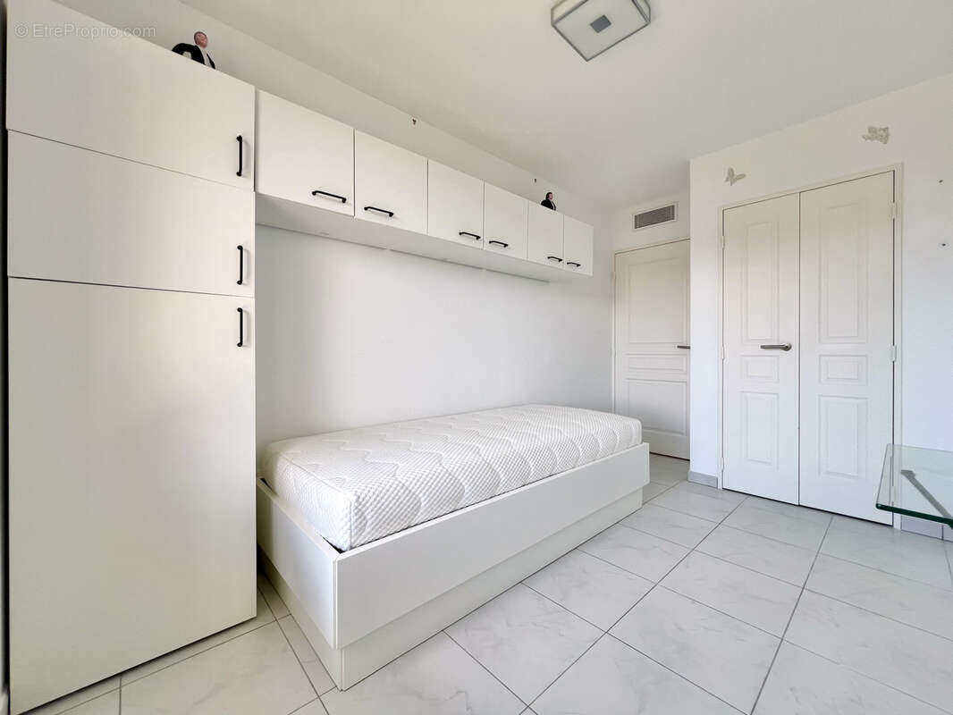 Appartement à LA CROIX-VALMER