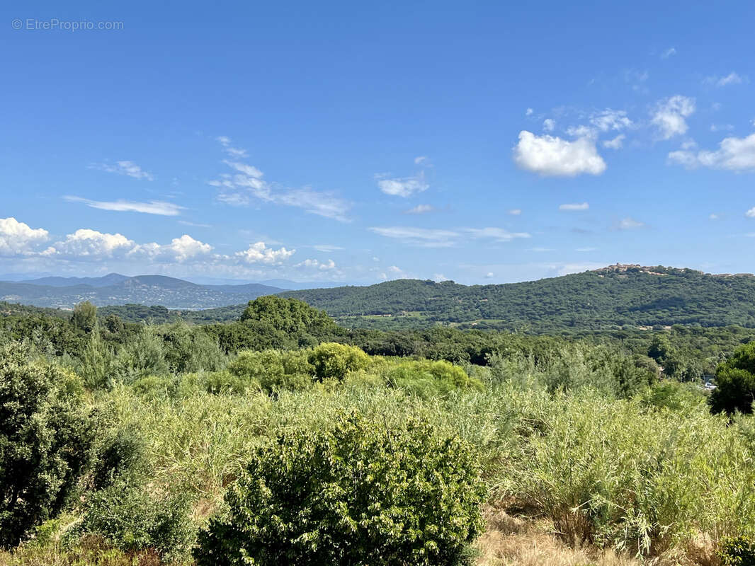 Appartement à LA CROIX-VALMER