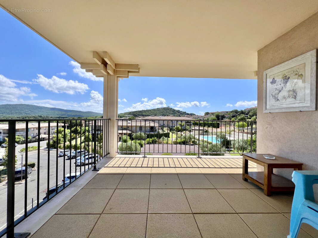 Appartement à LA CROIX-VALMER