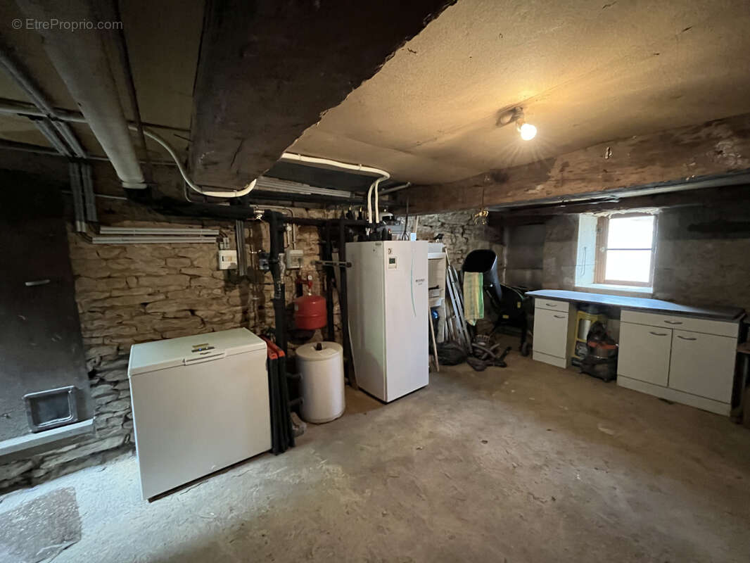 Maison à FAIN-LES-MOUTIERS