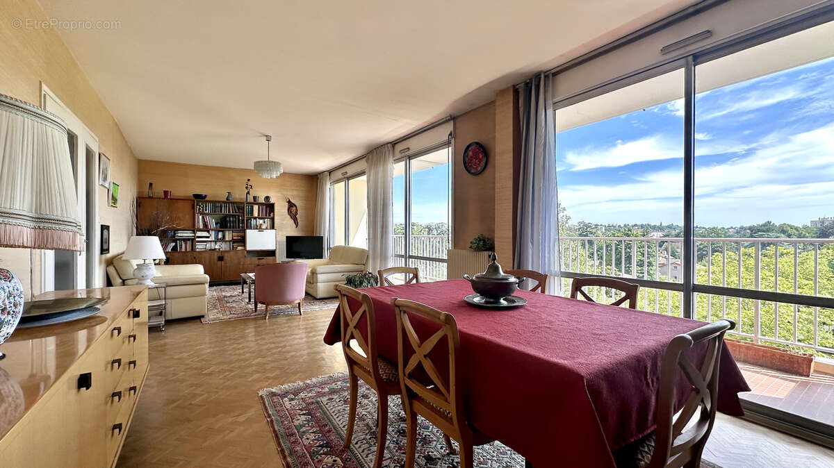Appartement à LYON-5E