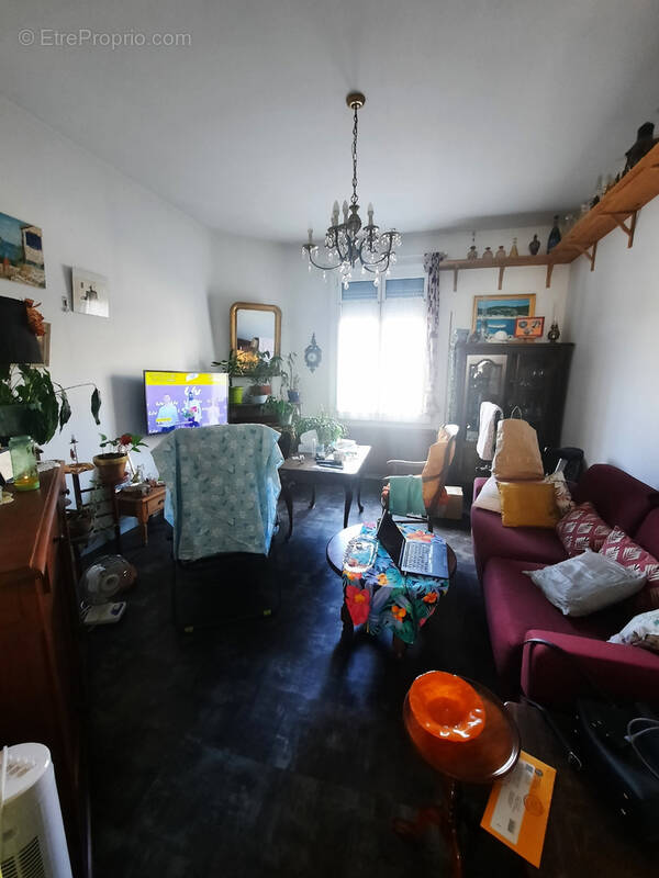 Appartement à AUREILHAN