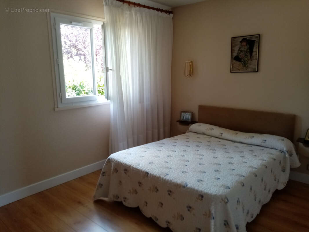 Maison à SAINT-BARTHELEMY-D&#039;ANJOU