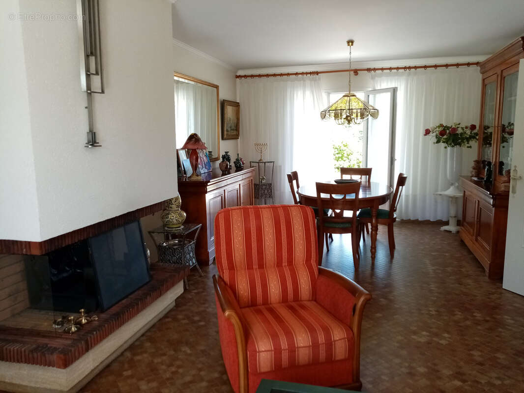 Maison à SAINT-BARTHELEMY-D&#039;ANJOU