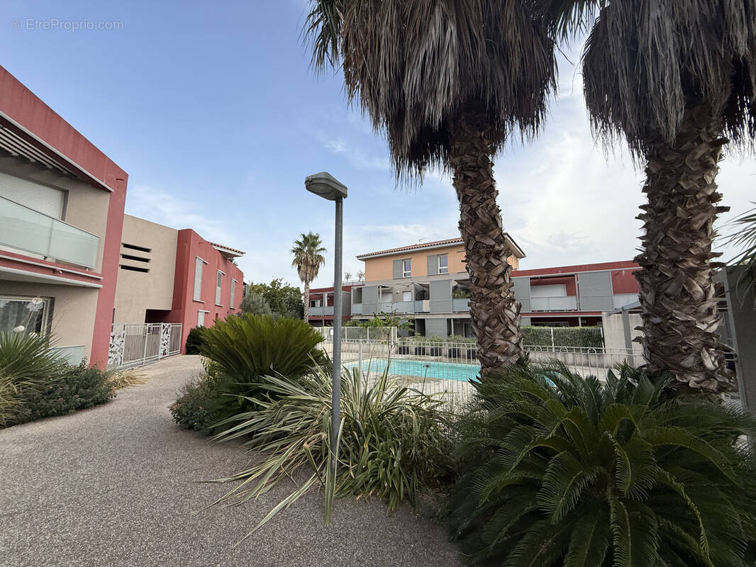 Appartement à MAUGUIO