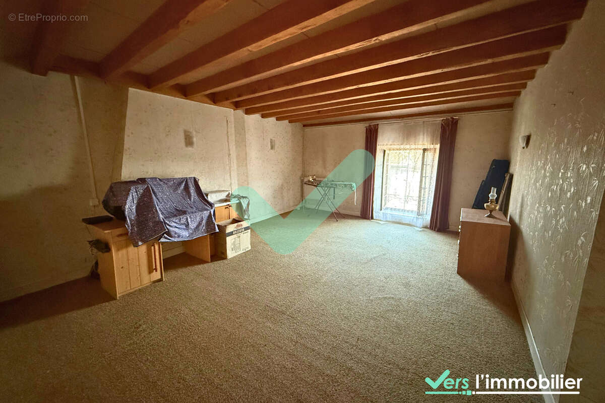 Maison à SAINTE-GEMME