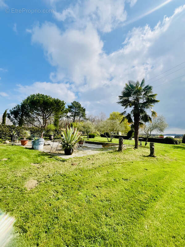 Maison à L&#039;ISLE-EN-DODON