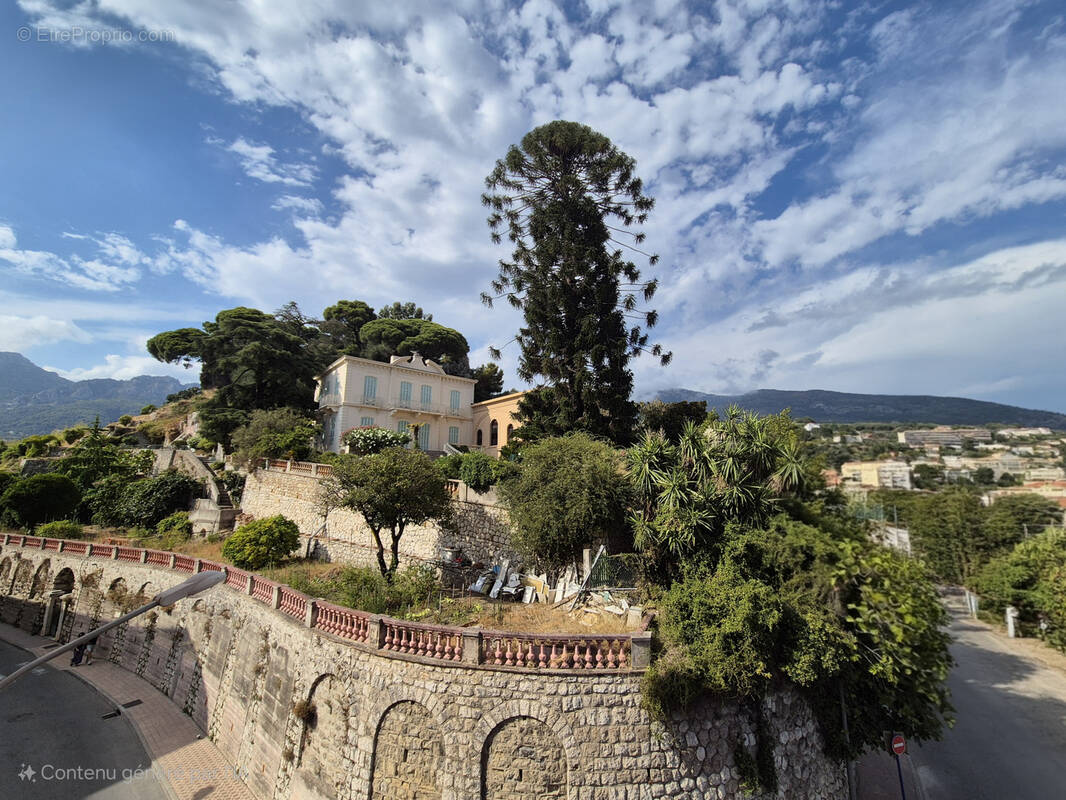 Appartement à MENTON