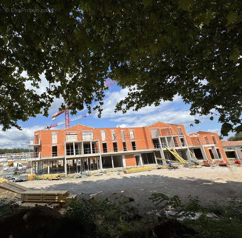 Commerce à SAINT-PAUL-LES-DAX