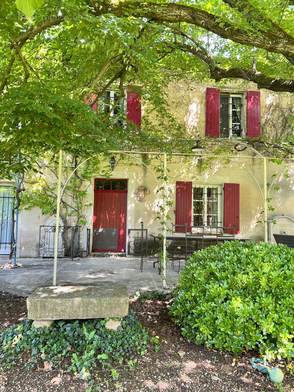Maison à PERNES-LES-FONTAINES