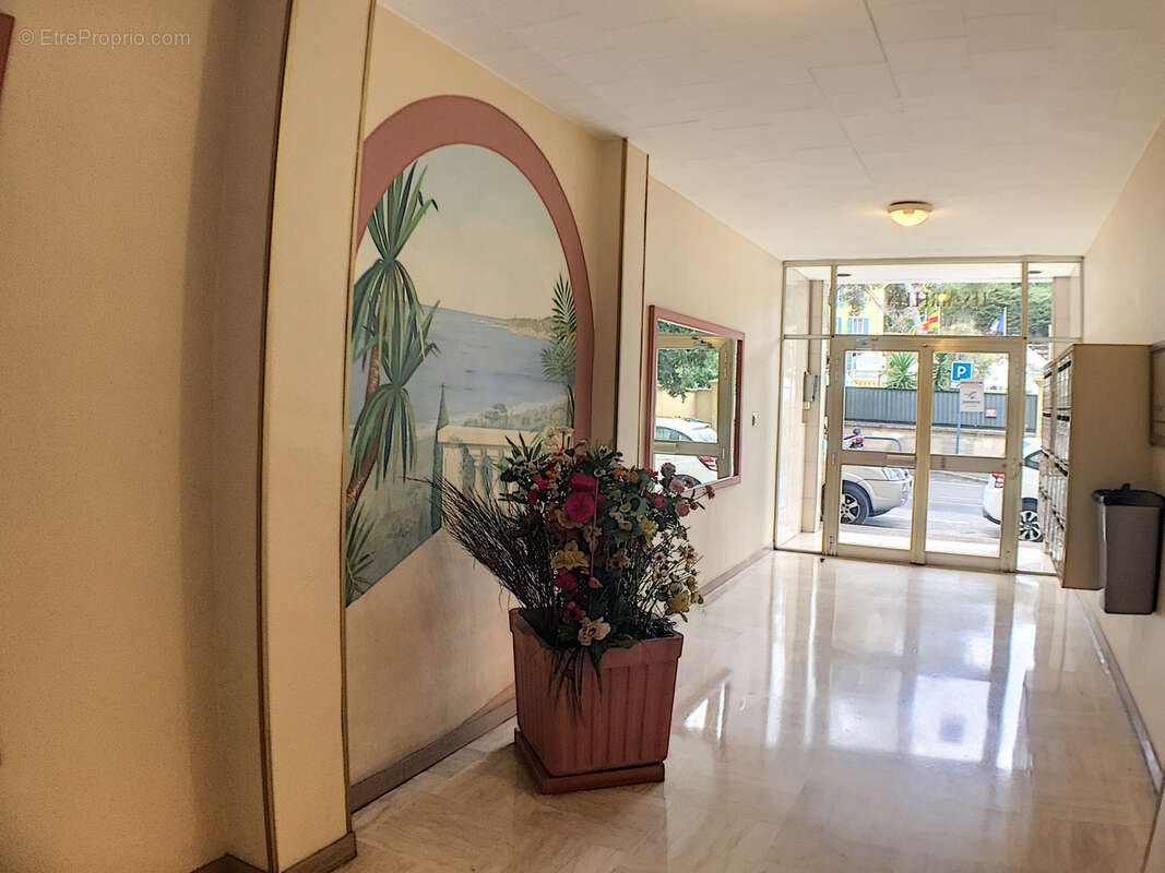 Appartement à CAGNES-SUR-MER