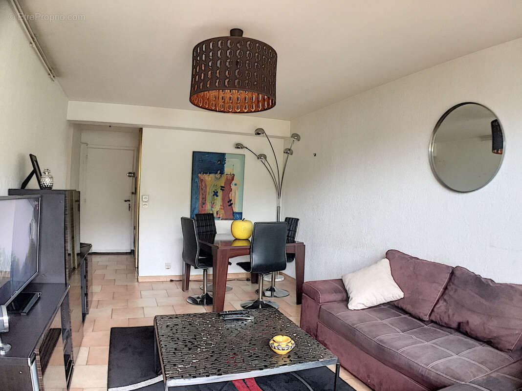 Appartement à CAGNES-SUR-MER