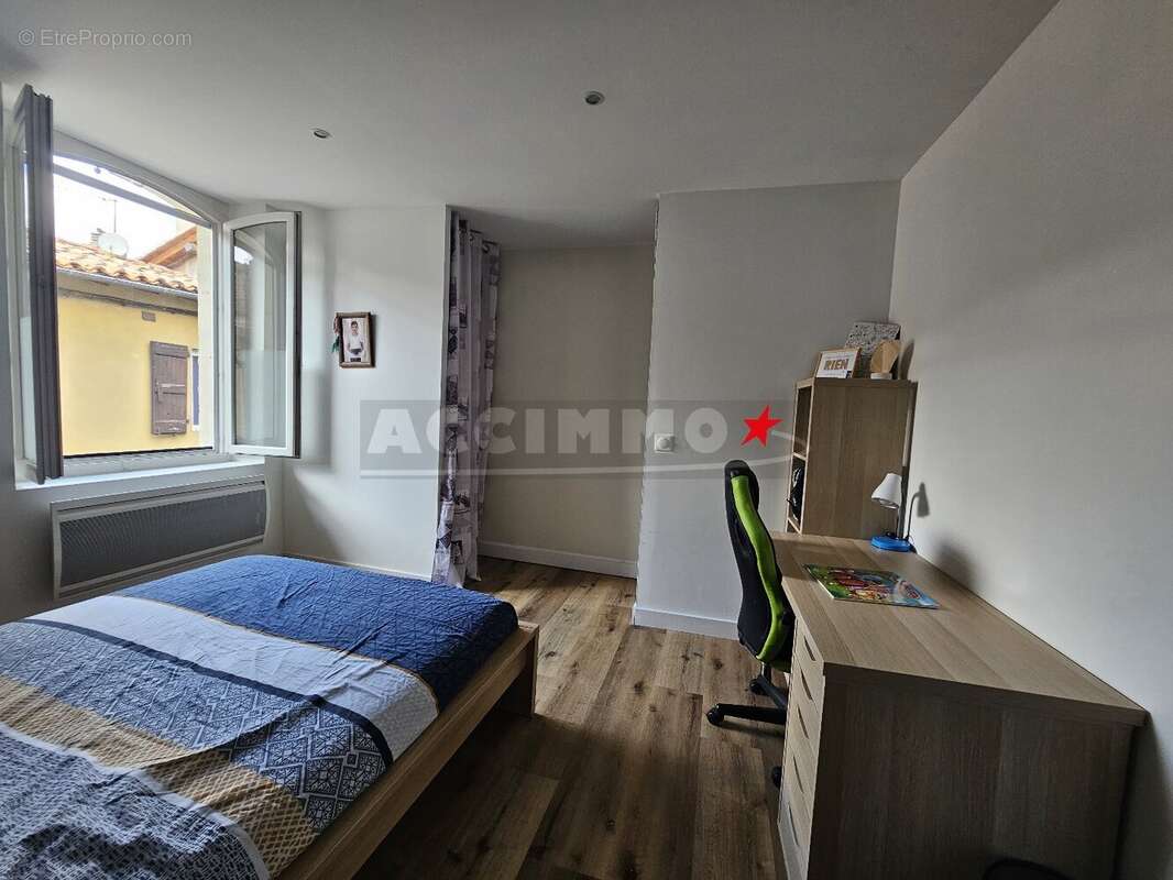 Maison à LISLE-SUR-TARN