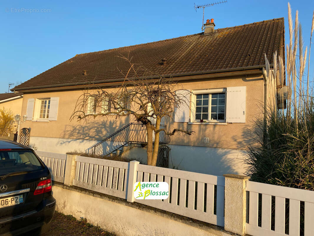 Maison à CHATELLERAULT