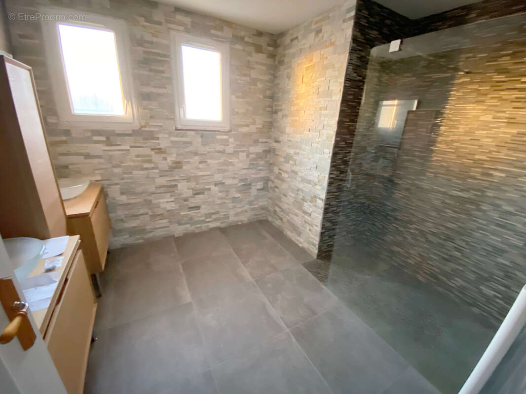 Maison à CHATELLERAULT