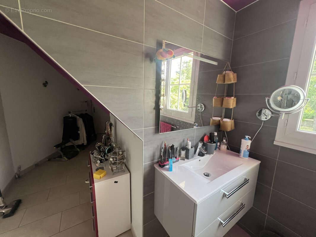 Maison à CHATELLERAULT