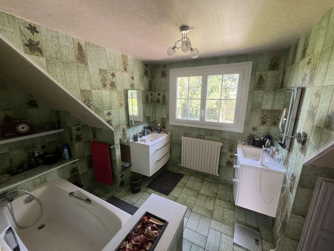 Maison à CHATELLERAULT