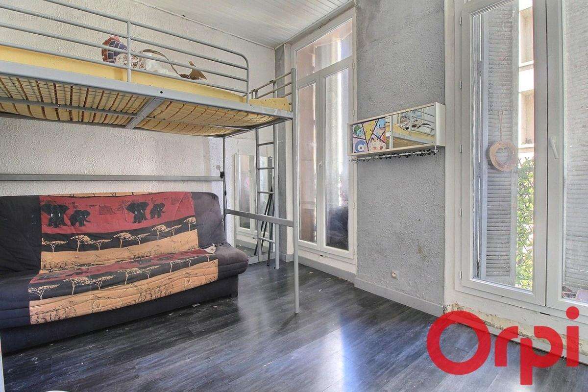 Appartement à MARSEILLE-7E