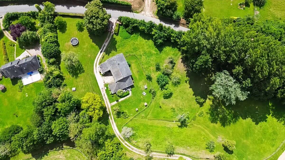 Maison à PONT-L&#039;EVEQUE