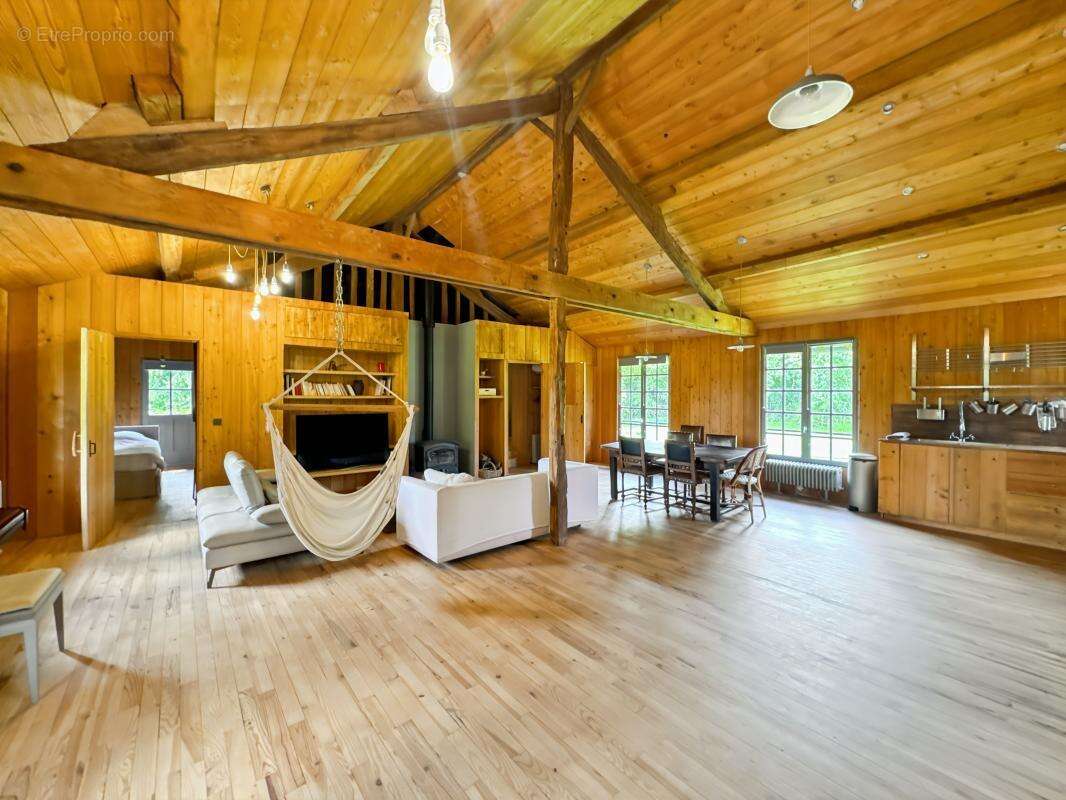 Maison à PONT-L&#039;EVEQUE