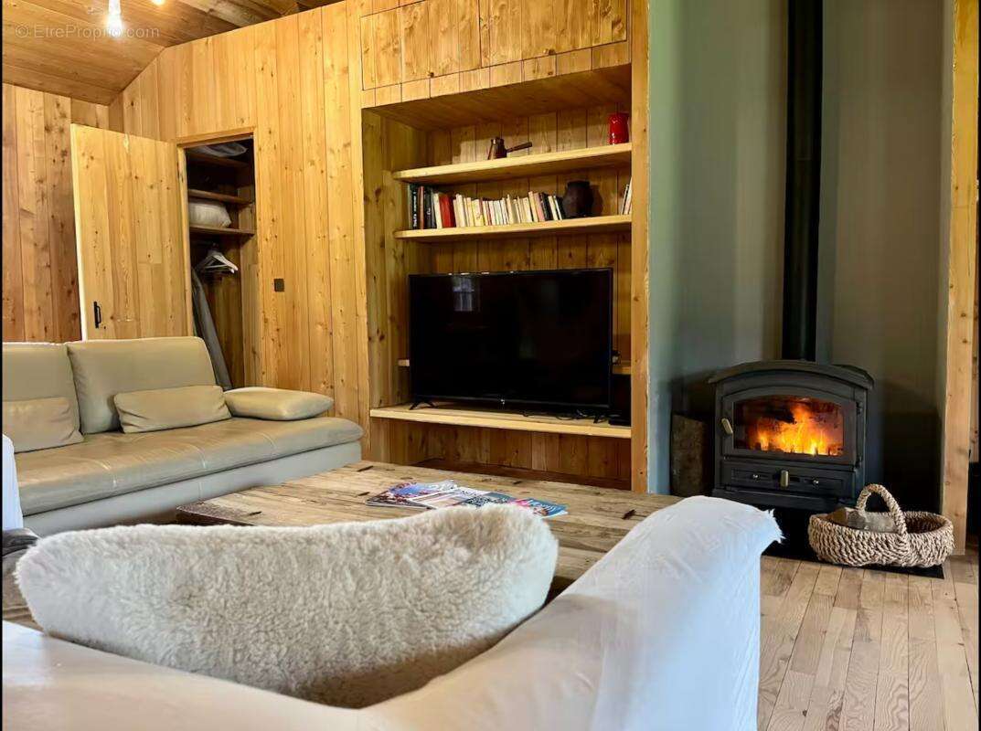 Maison à PONT-L&#039;EVEQUE