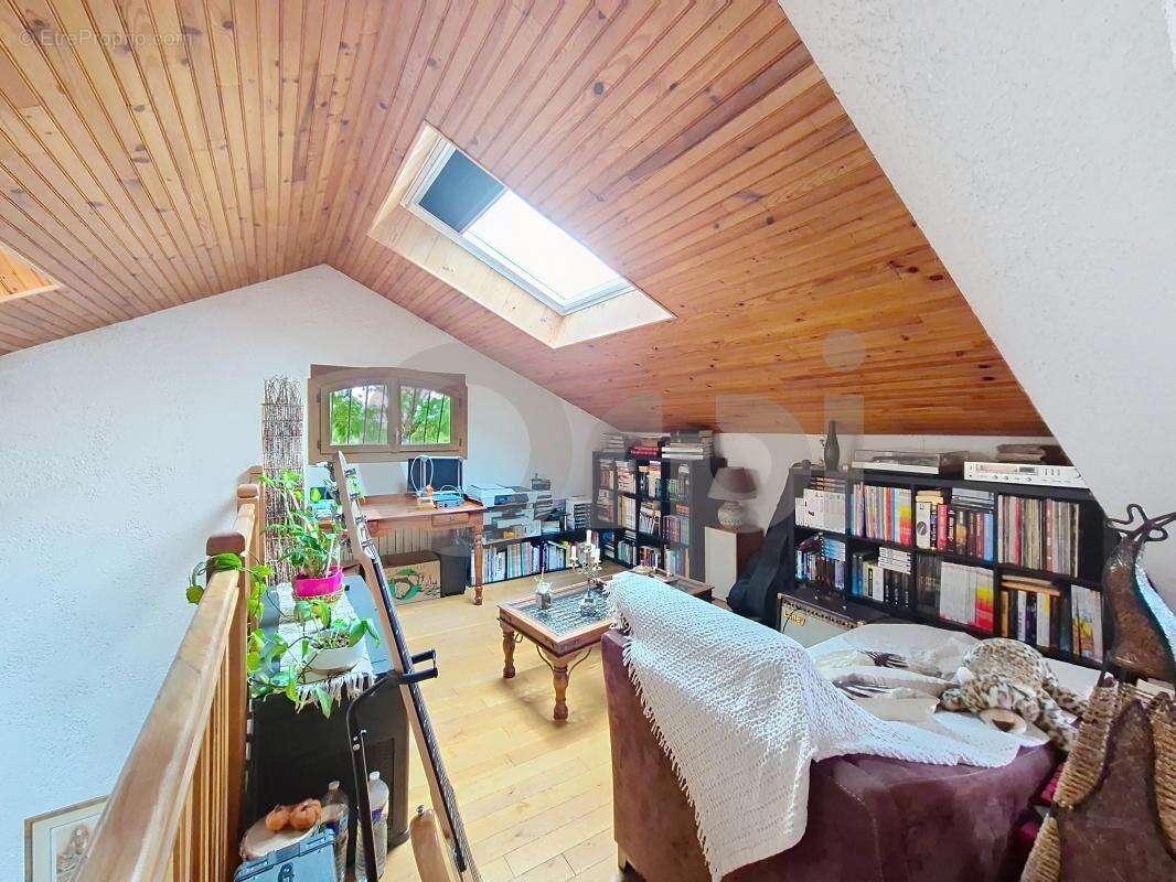 Maison à BEAUREGARD-DE-TERRASSON