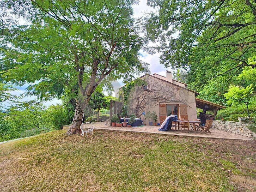 Maison à BEAUREGARD-DE-TERRASSON