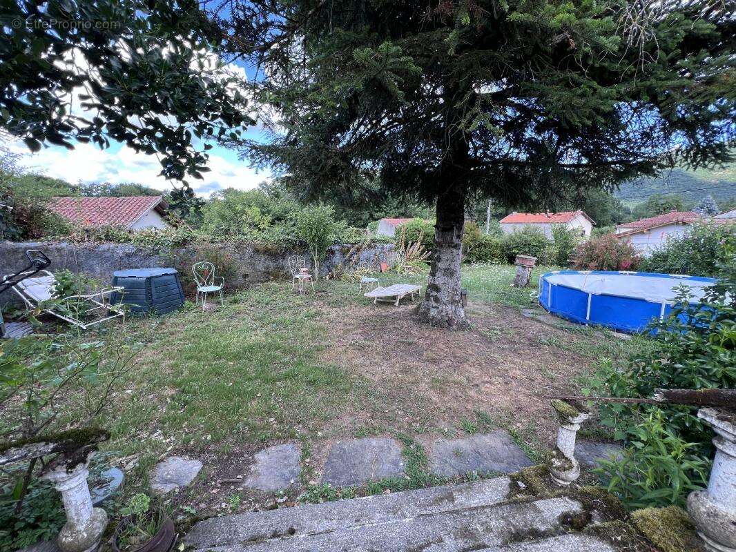 Maison à LOURES-BAROUSSE