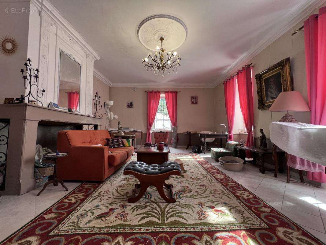 Maison à LOURES-BAROUSSE