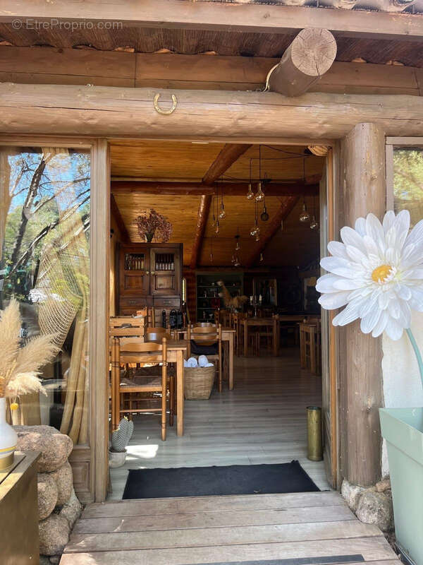 Commerce à PORTO-VECCHIO