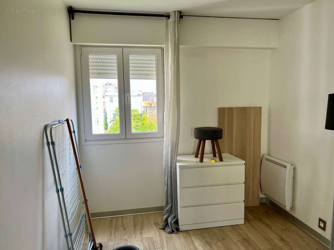Appartement à CHARENTON-LE-PONT