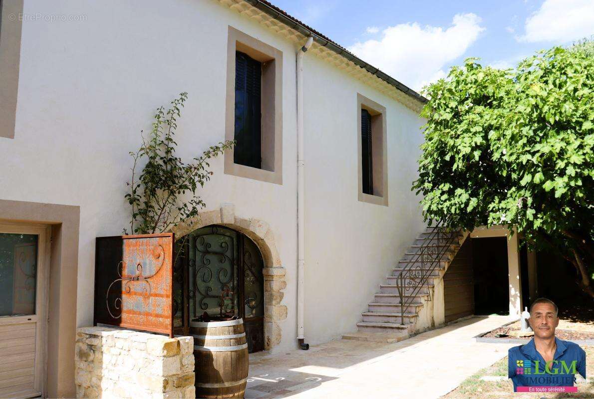 Maison à VEZENOBRES