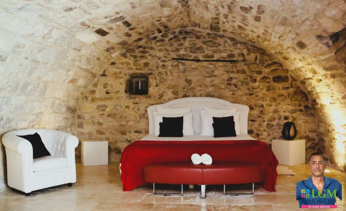 Maison à VEZENOBRES