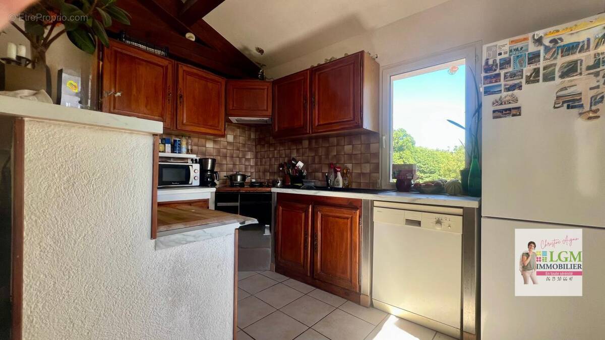 Maison à SAINTE-CROIX-DE-CADERLE