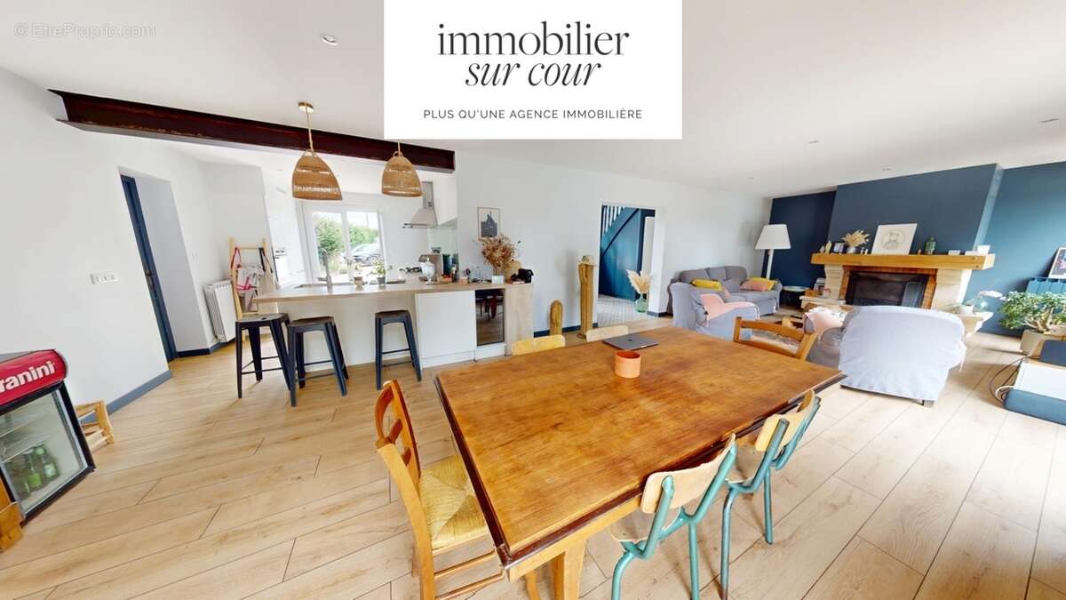 Maison à LA FOUILLOUSE