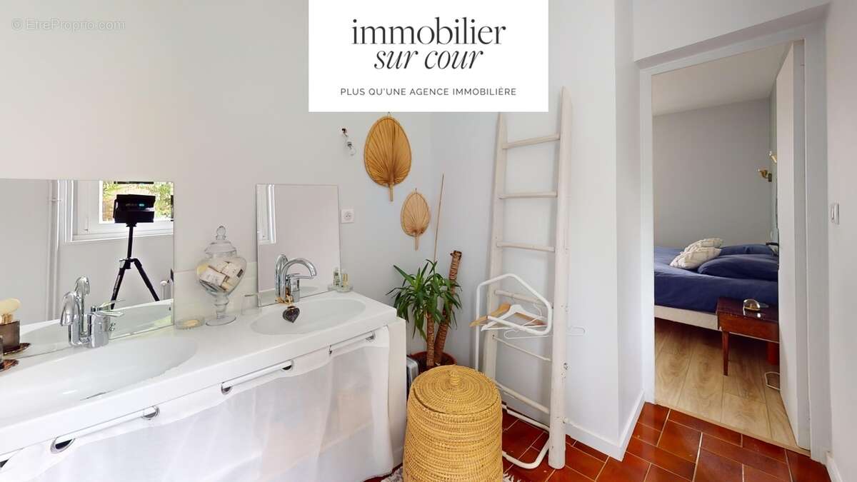 Maison à LA FOUILLOUSE