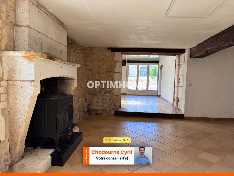 Maison à BOURDEILLES