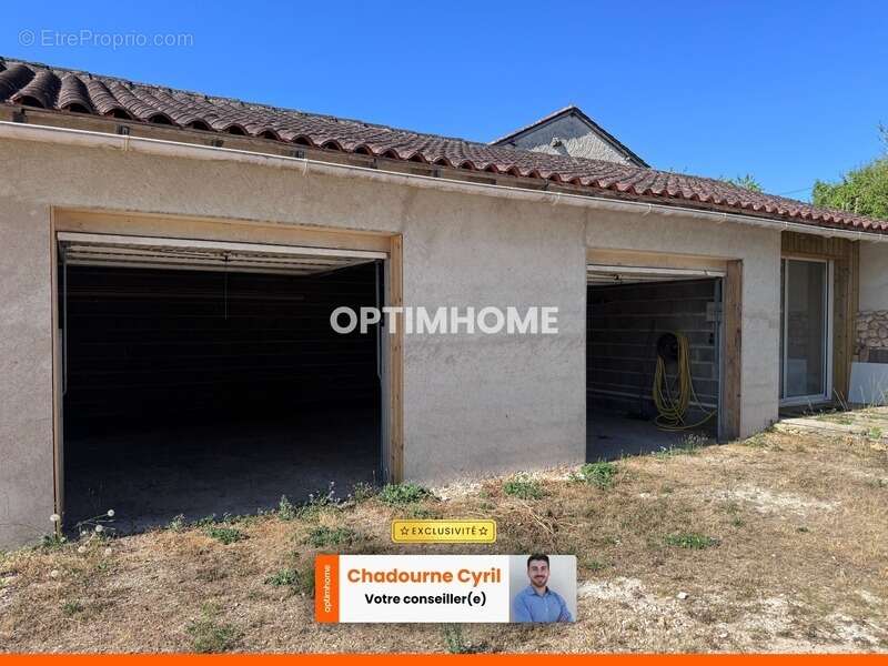 Maison à BOURDEILLES