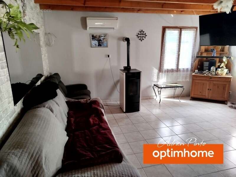 Maison à CHABRELOCHE