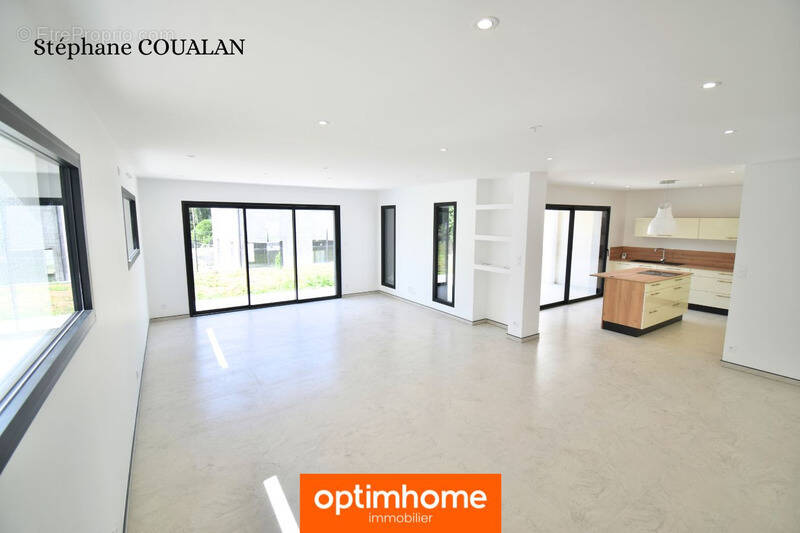 Maison à SAINT-ERBLON