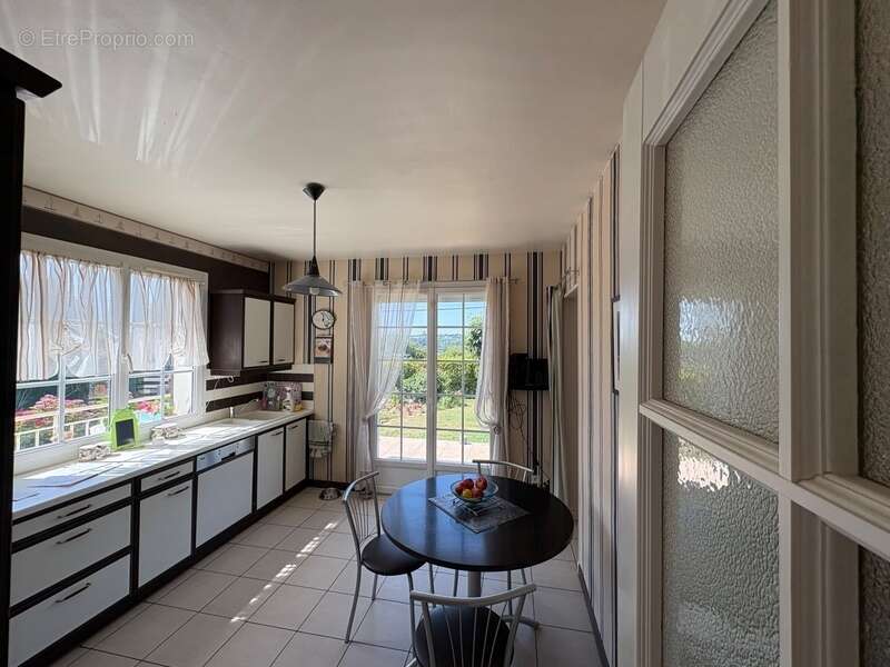 Maison à BELLEVILLE-SUR-MER