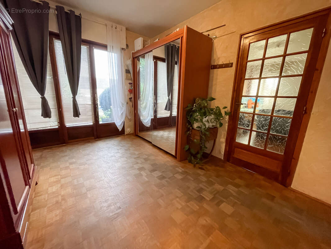 Maison à BRUILLE-SAINT-AMAND