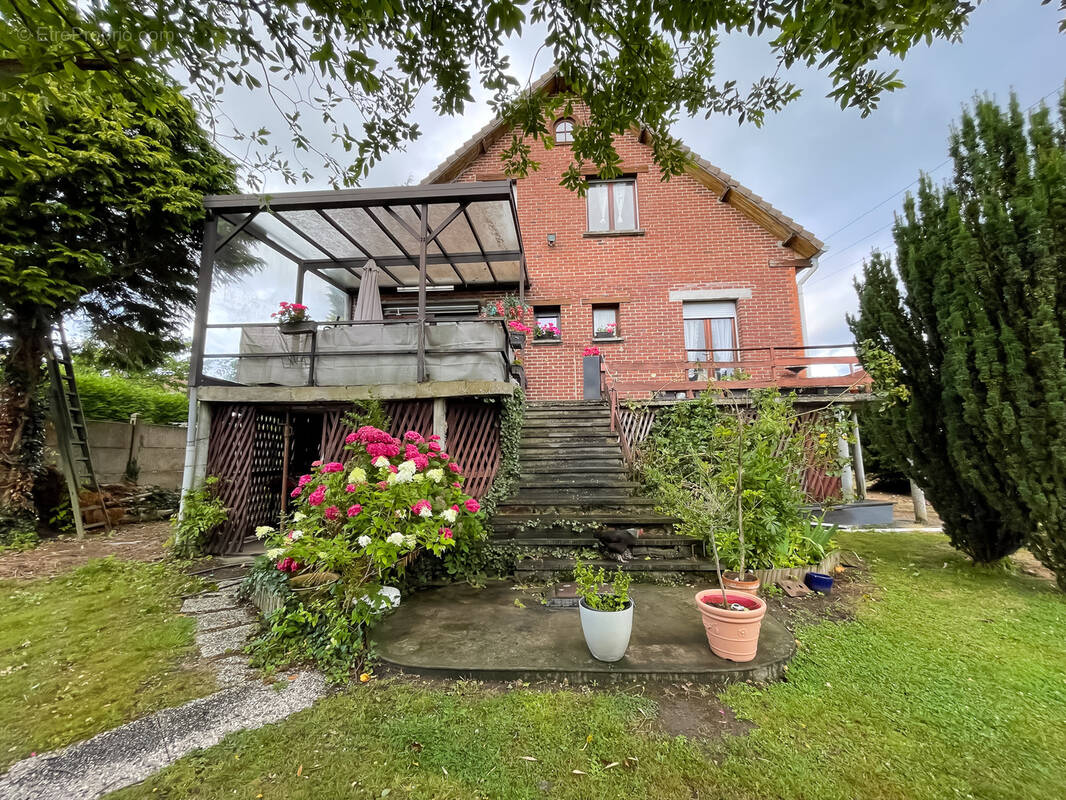 Maison à BRUILLE-SAINT-AMAND