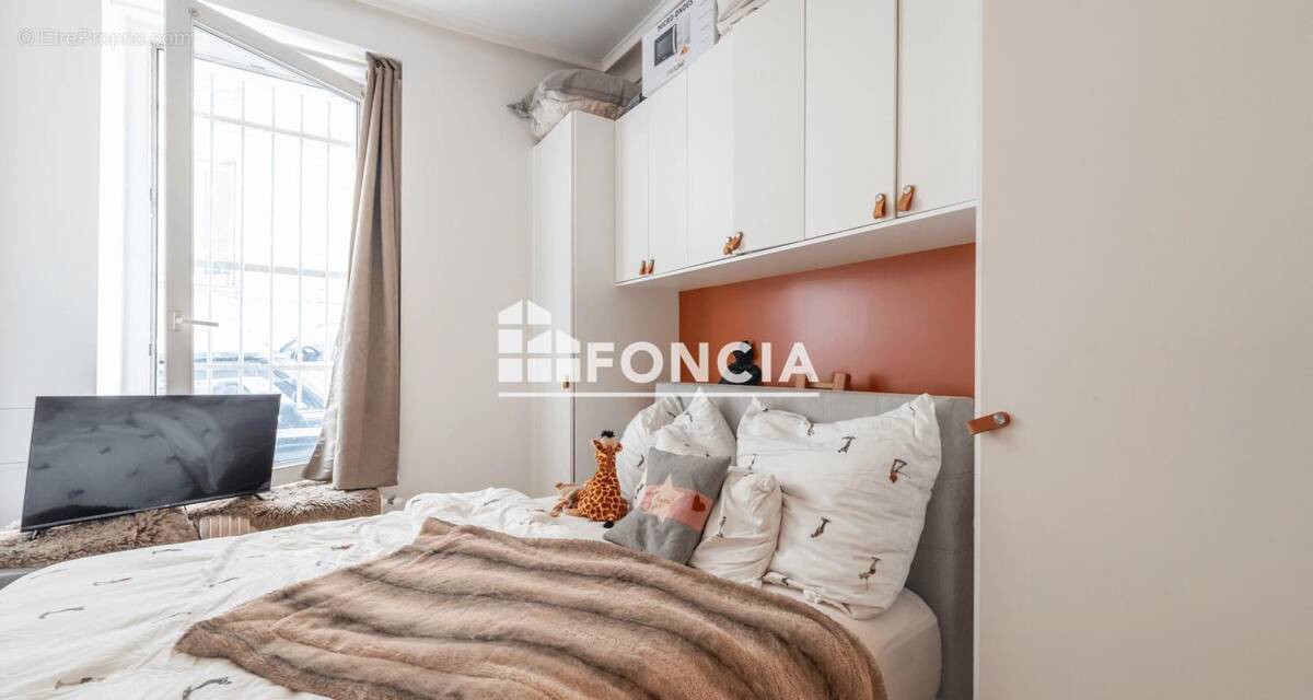 Appartement à PARIS-18E