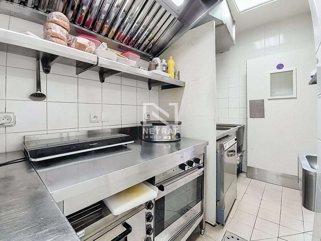 Commerce à SAINT-RAPHAEL