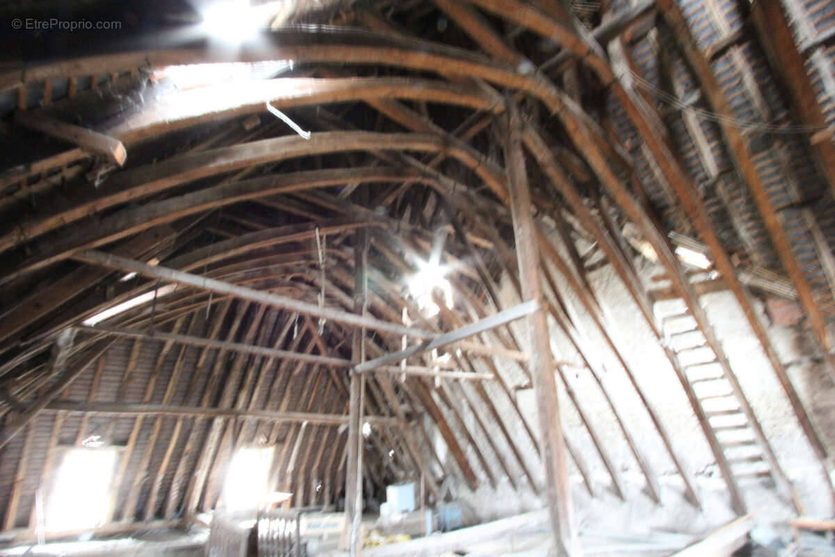 Appartement à LA CHARITE-SUR-LOIRE